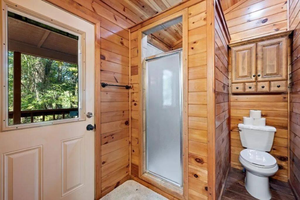 Misty Moonlight, Sleeps 4, Mountain Cabin Apartment Broken Bow Exterior foto