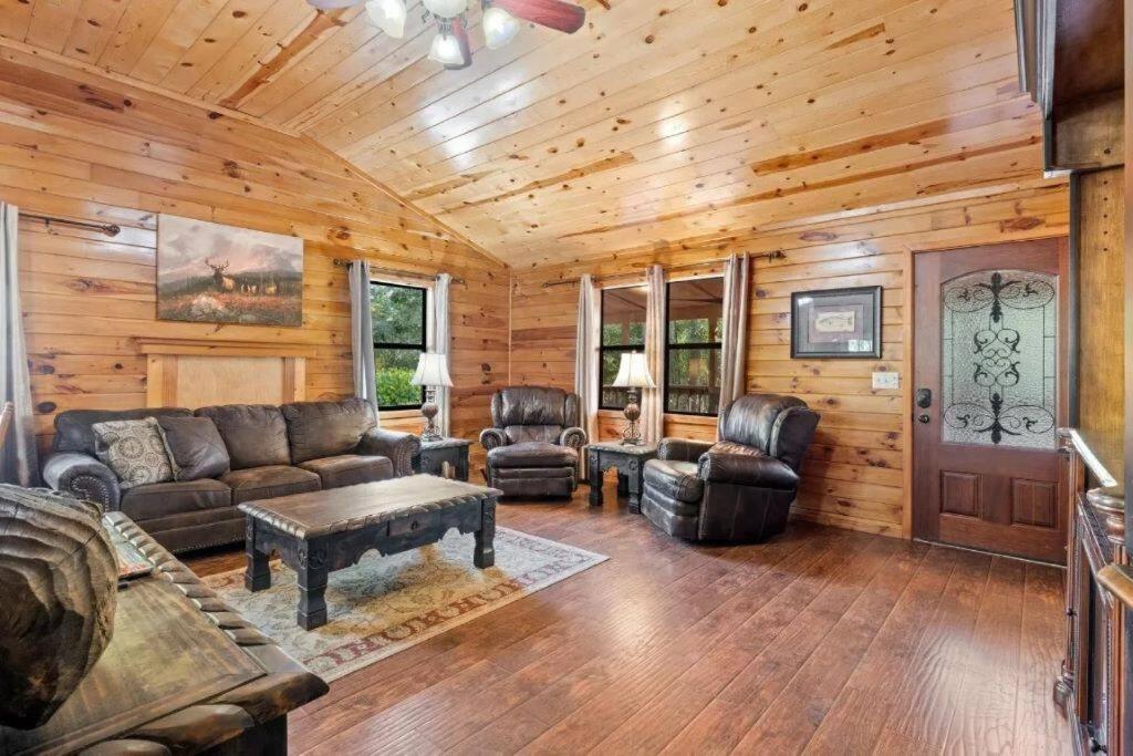 Misty Moonlight, Sleeps 4, Mountain Cabin Apartment Broken Bow Exterior foto